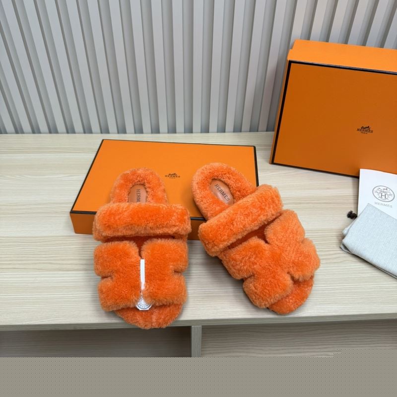 H**mes slippers